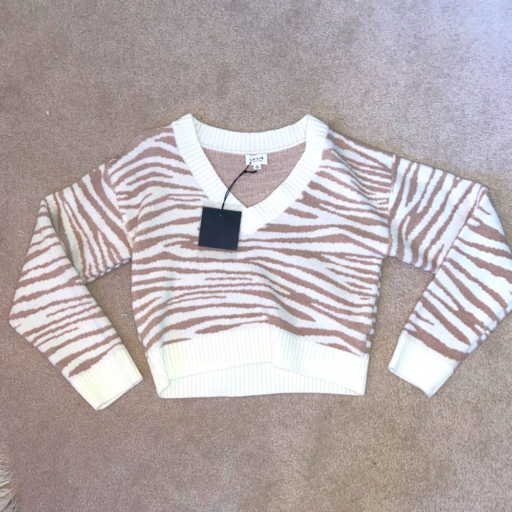 grey bandit sweater